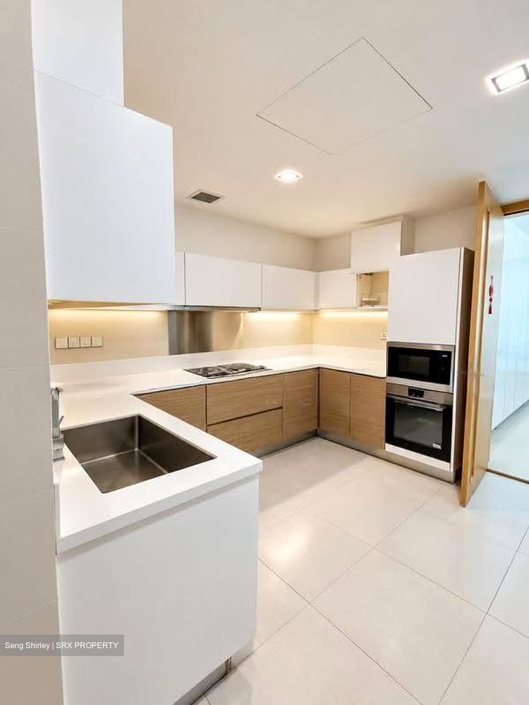 Marina Bay Residences (D1), Condominium #630745561
